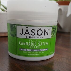 JĀSÖN Cannabis Sativa Seed Oil Moisturizing Crème